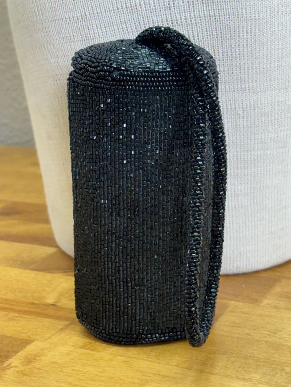 Vintage Beaded Cylinder Vanity Case Wristlet Black Mirror Lid - Picture 2 of 8